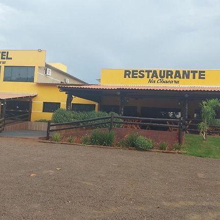Hotel E Restaurante Na Chacara ドウラドス エクステリア 写真