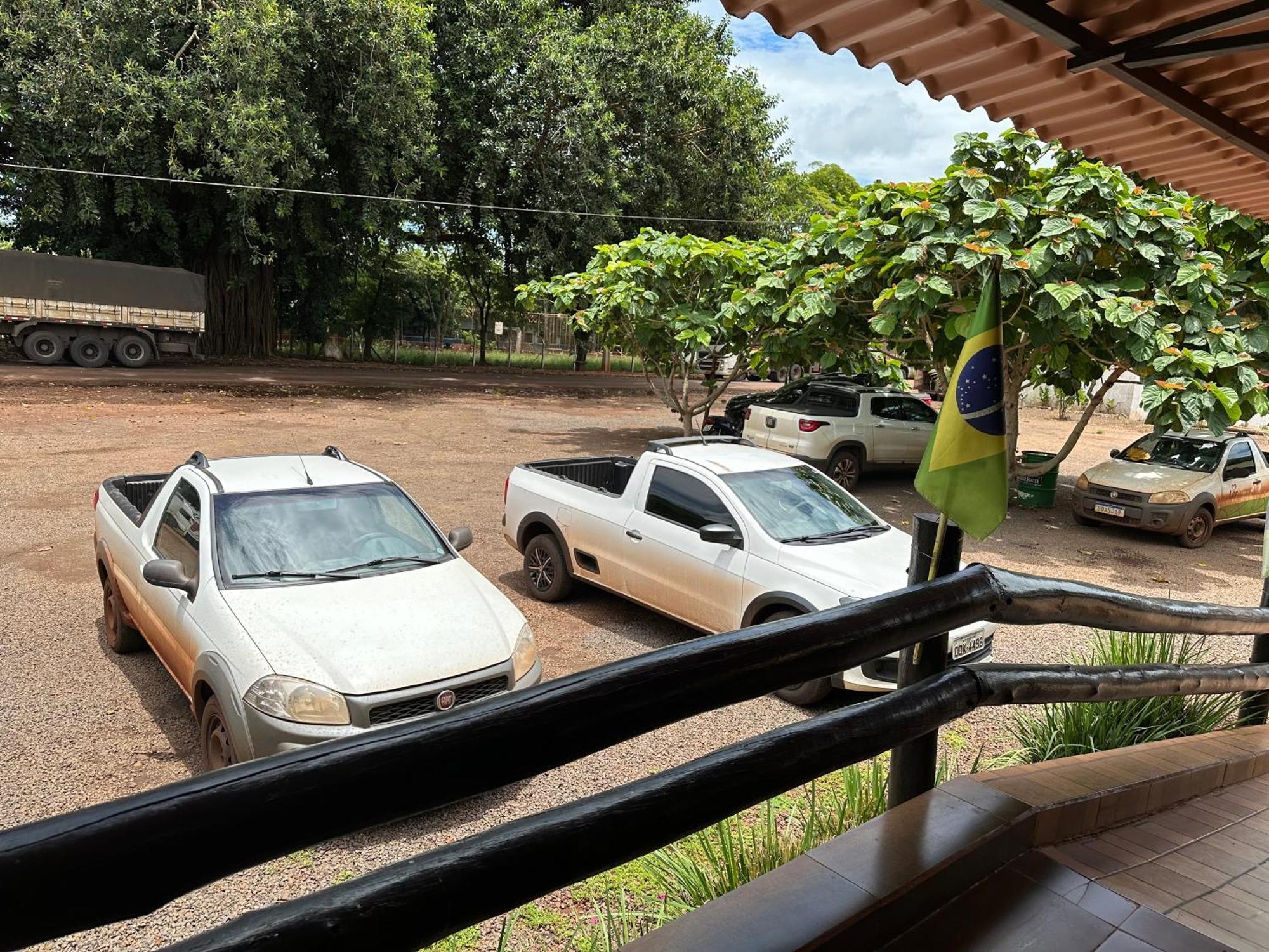 Hotel E Restaurante Na Chacara ドウラドス エクステリア 写真