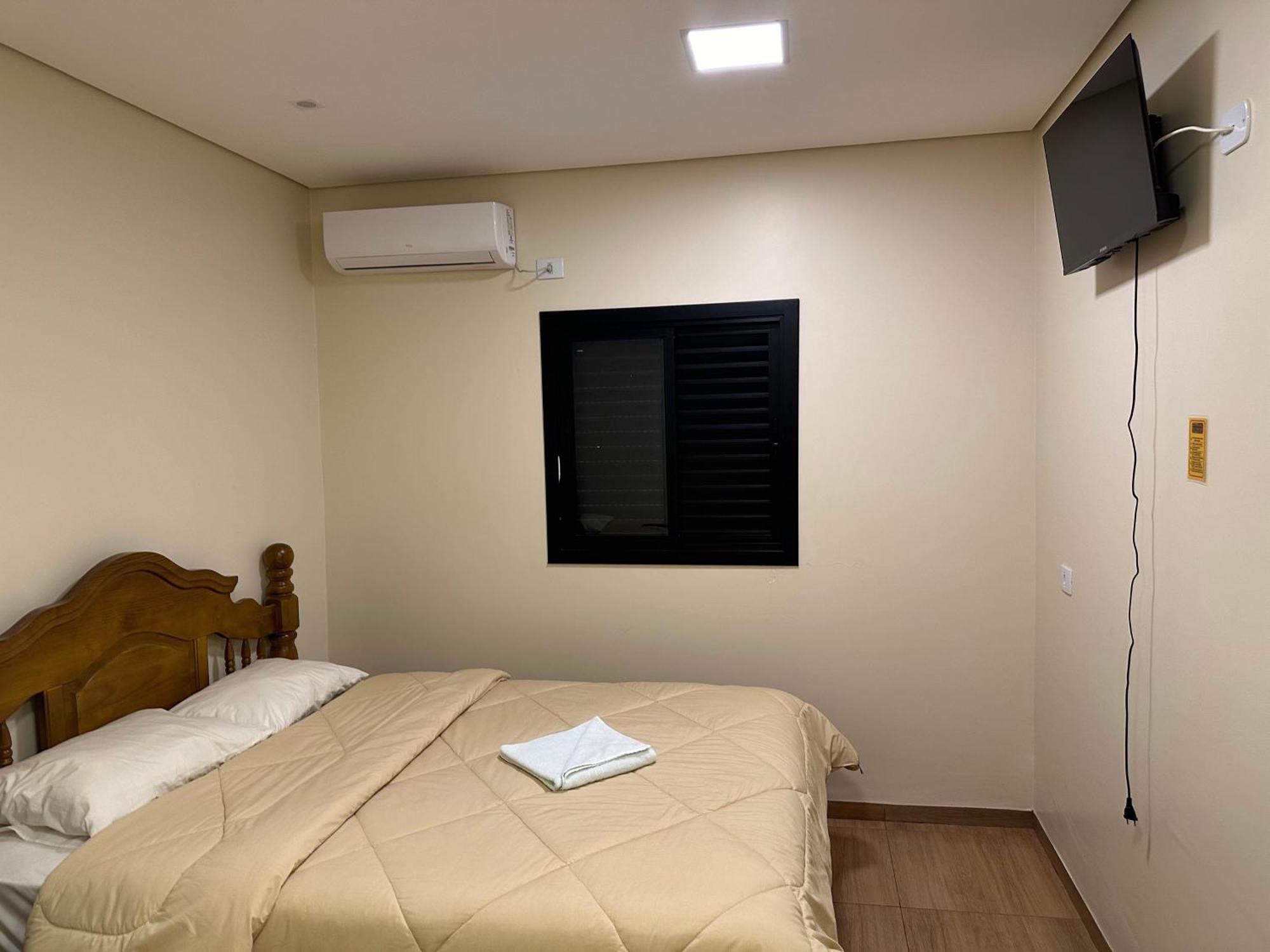 Hotel E Restaurante Na Chacara ドウラドス エクステリア 写真