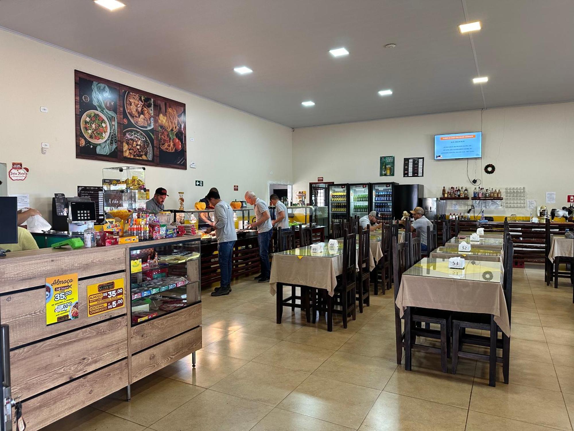 Hotel E Restaurante Na Chacara ドウラドス エクステリア 写真